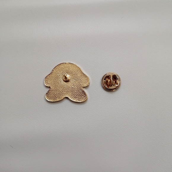 📍2/20$ Kirby Enamel Pin NWOT - Picture 4 of 4